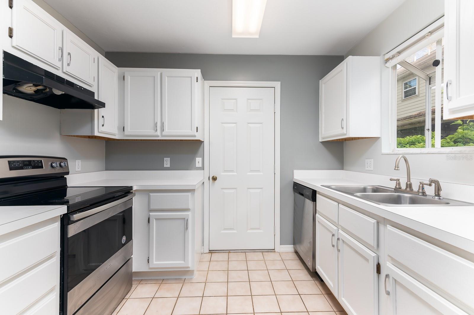 9767 SW 52ND RD, GAINESVILLE, FL, 32608