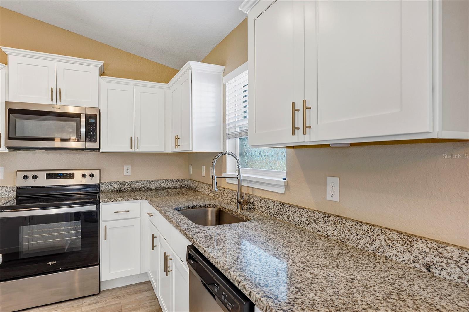 21 JUNIPER LOOP CIR, OCALA, FL, 34480