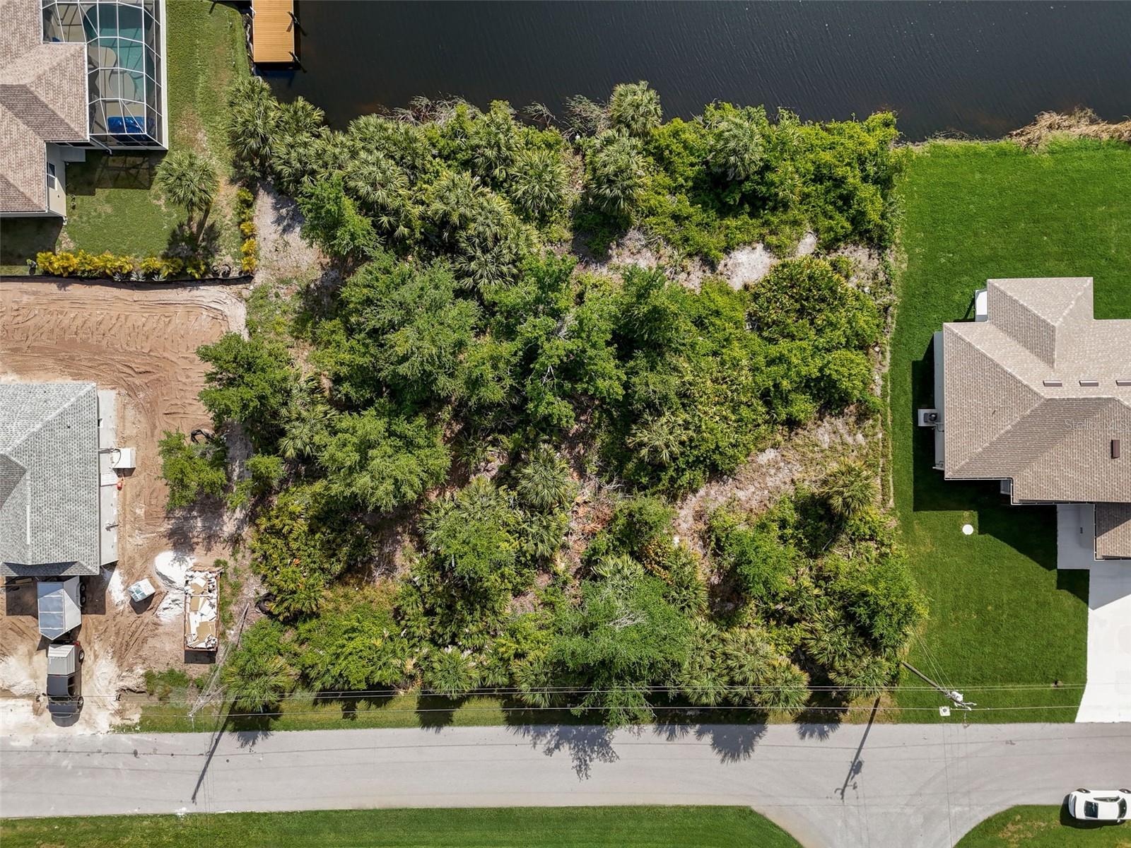 9492 SINGER CIR, PORT CHARLOTTE, FL, 33981