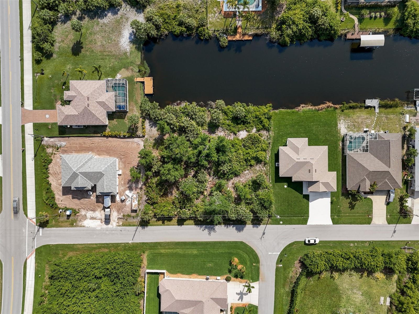 9492 SINGER CIR, PORT CHARLOTTE, FL, 33981