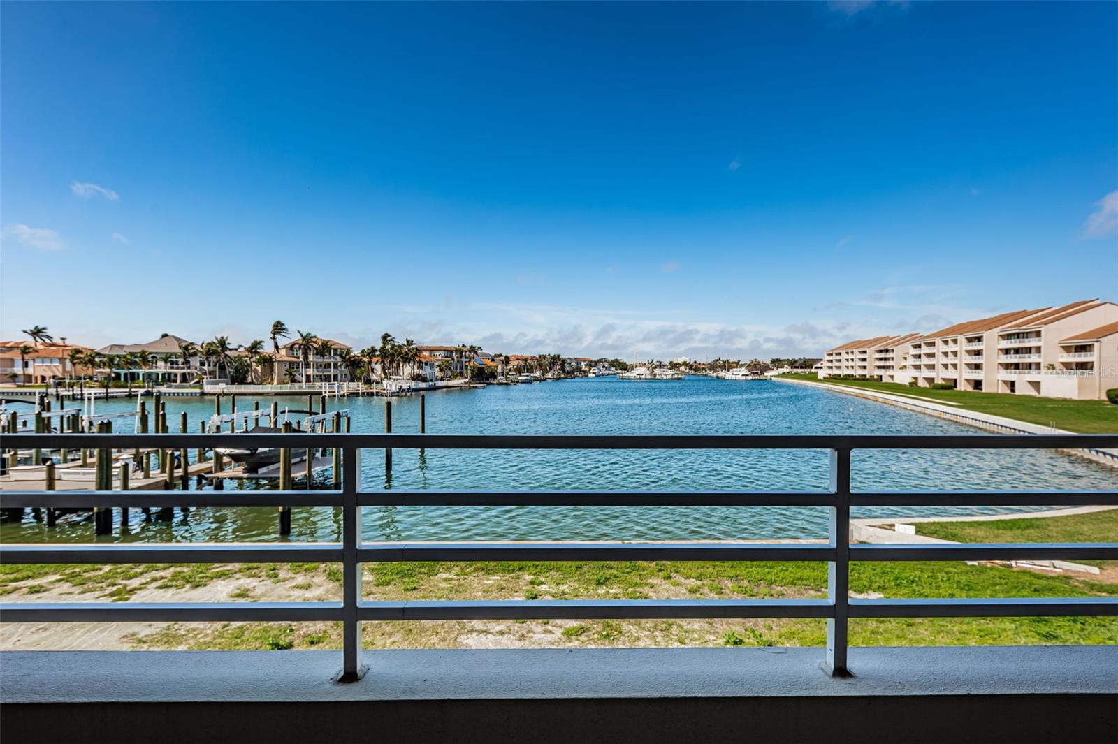 2775 KIPPS COLONY DR S #105, GULFPORT, FL, 33707