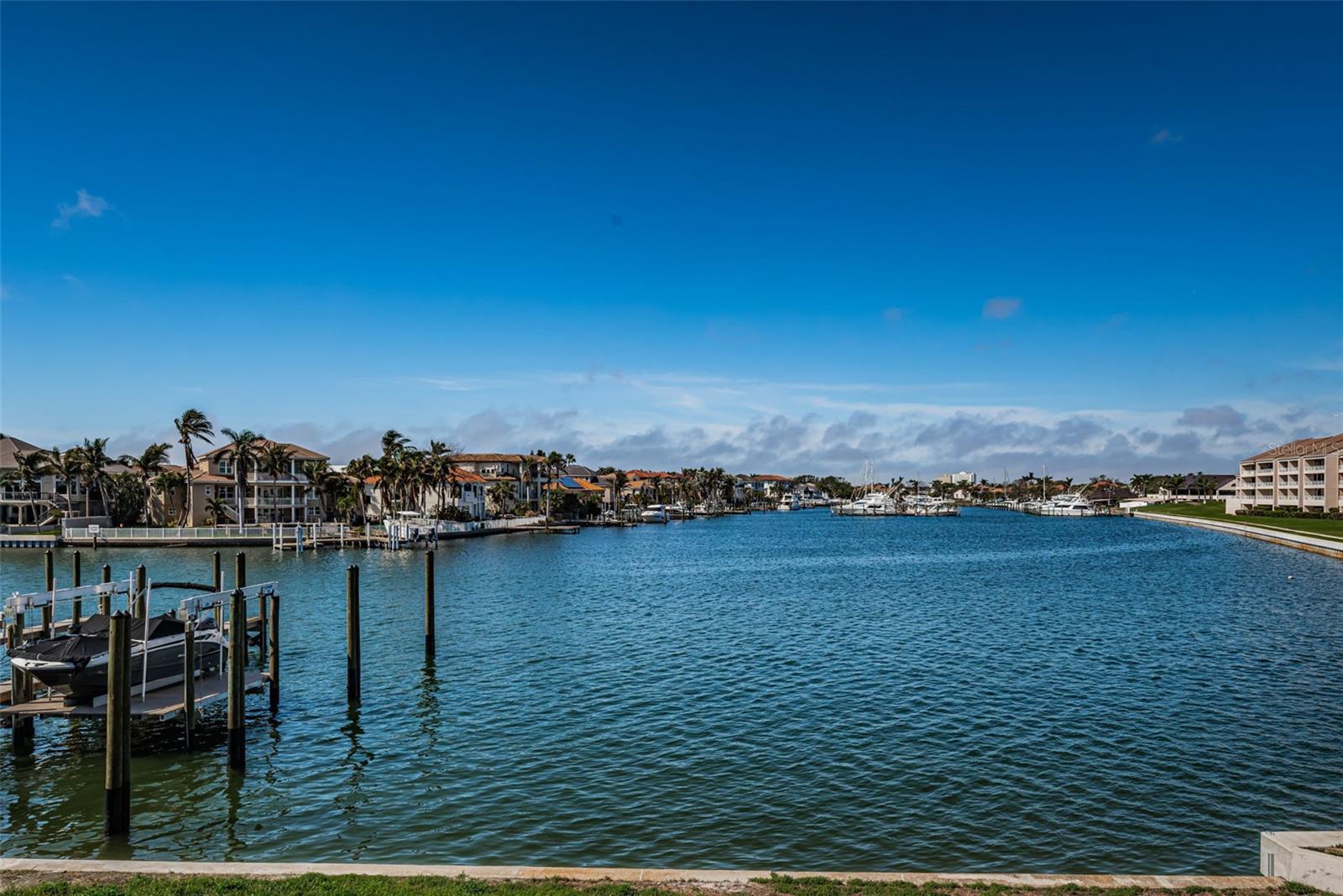 2775 KIPPS COLONY DR S #105, GULFPORT, FL, 33707