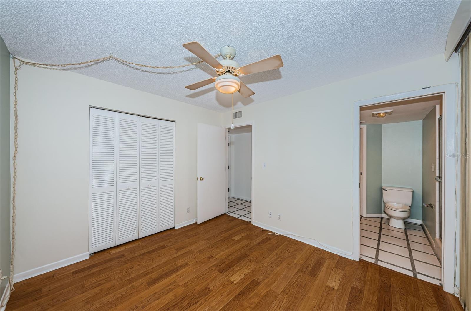 2775 KIPPS COLONY DR S #105, GULFPORT, FL, 33707