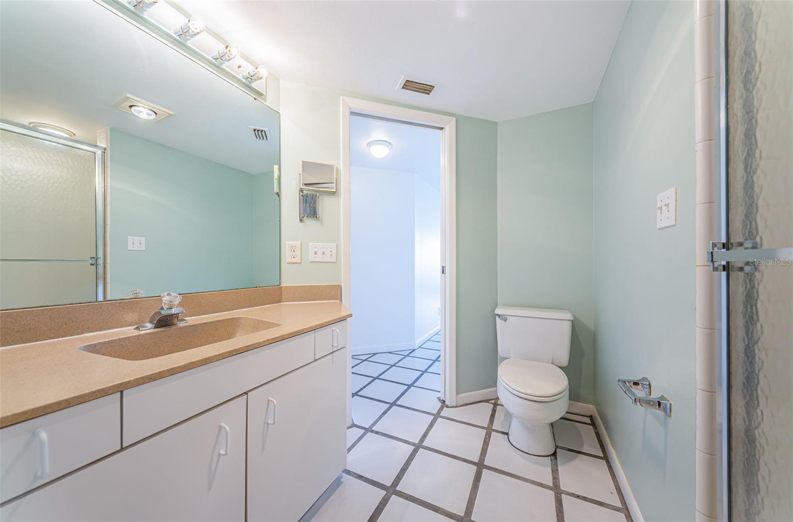 2775 KIPPS COLONY DR S #105, GULFPORT, FL, 33707