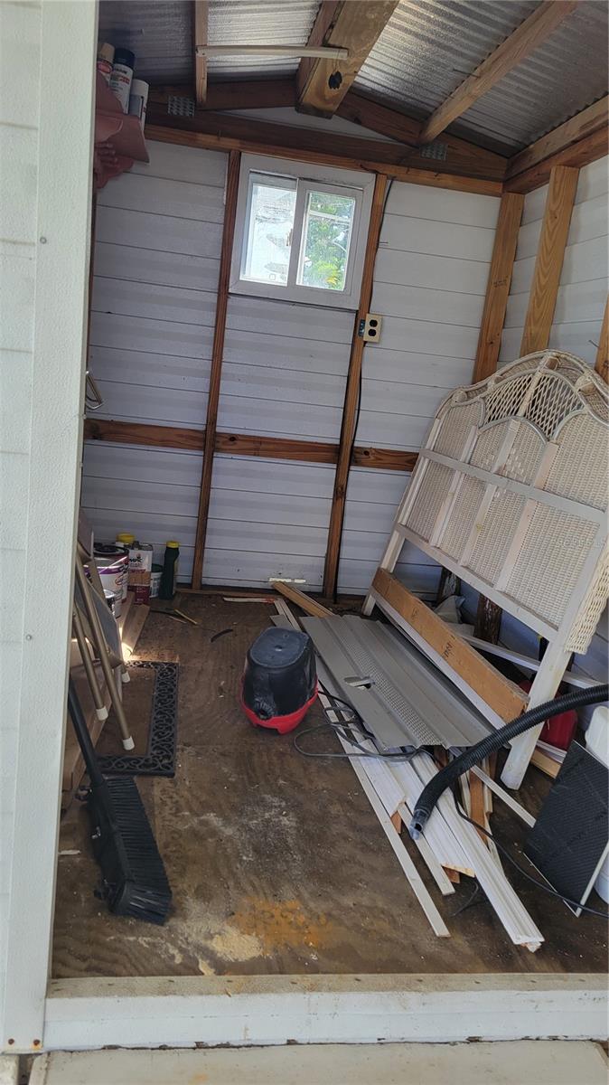 C7504570 Property Photo