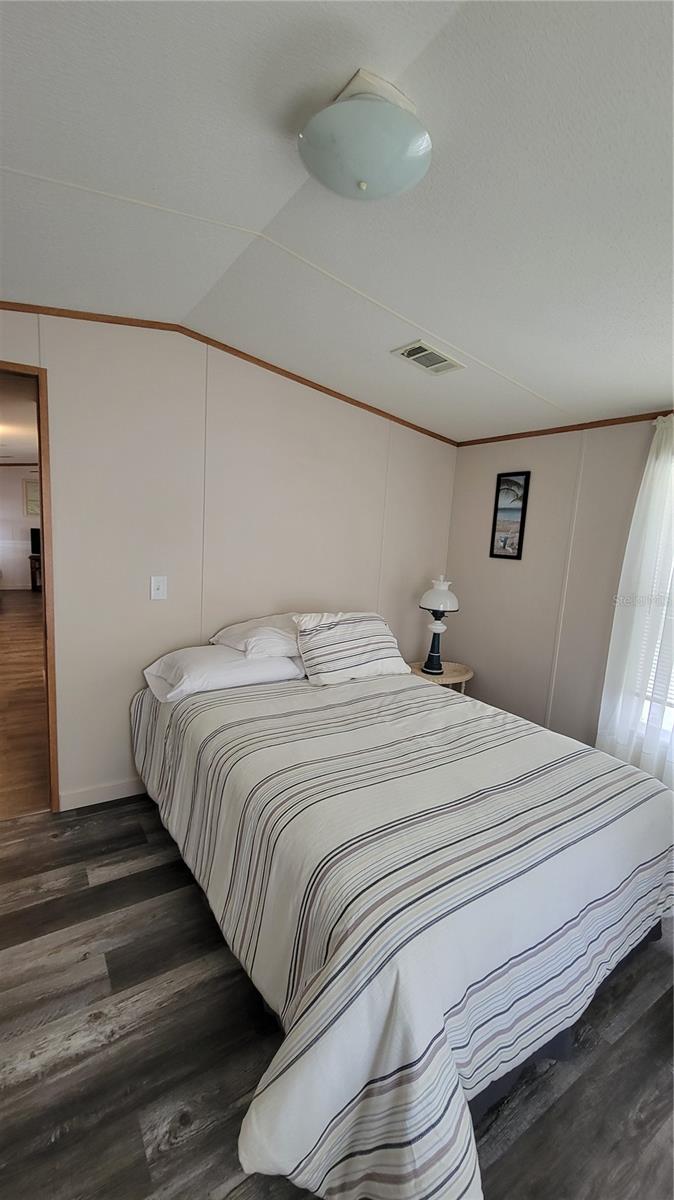 C7504570 Property Photo