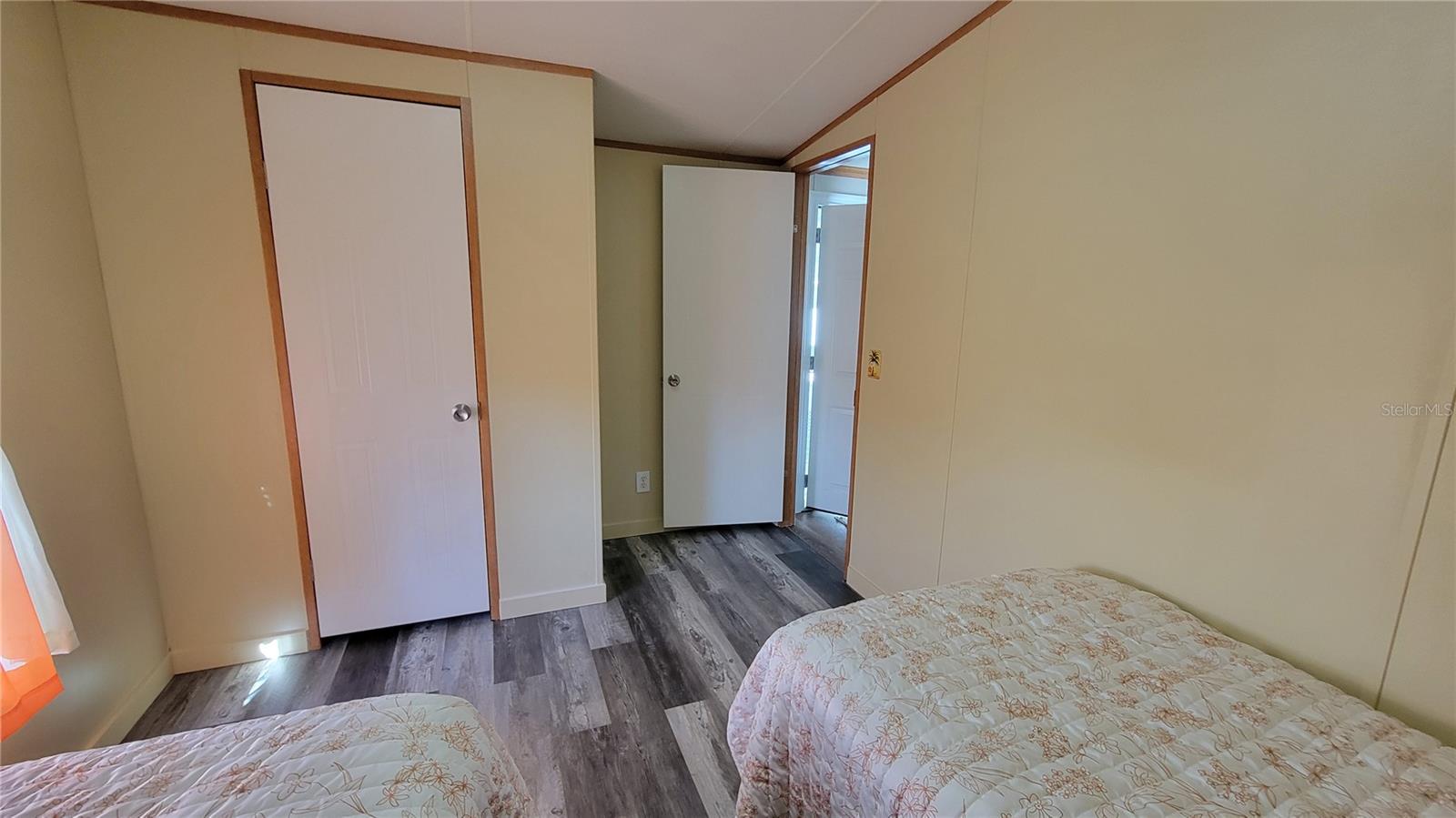 C7504570 Property Photo