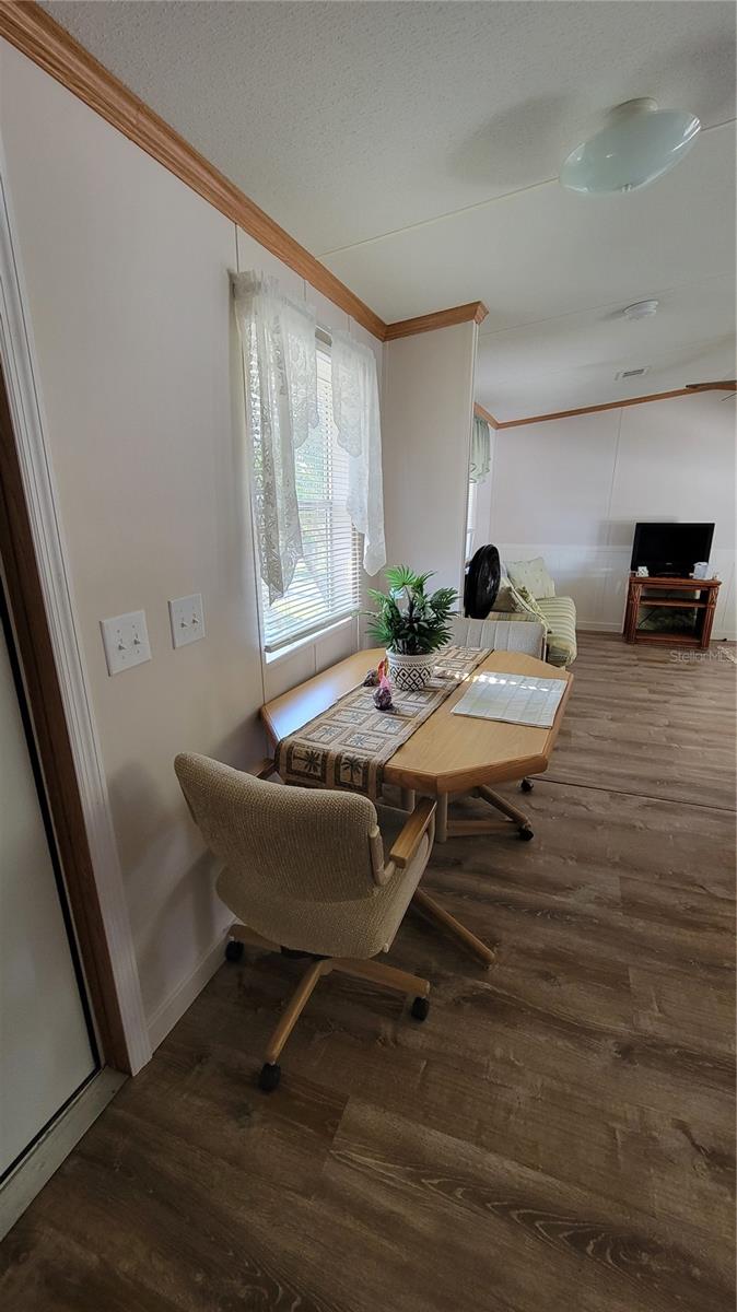 C7504570 Property Photo