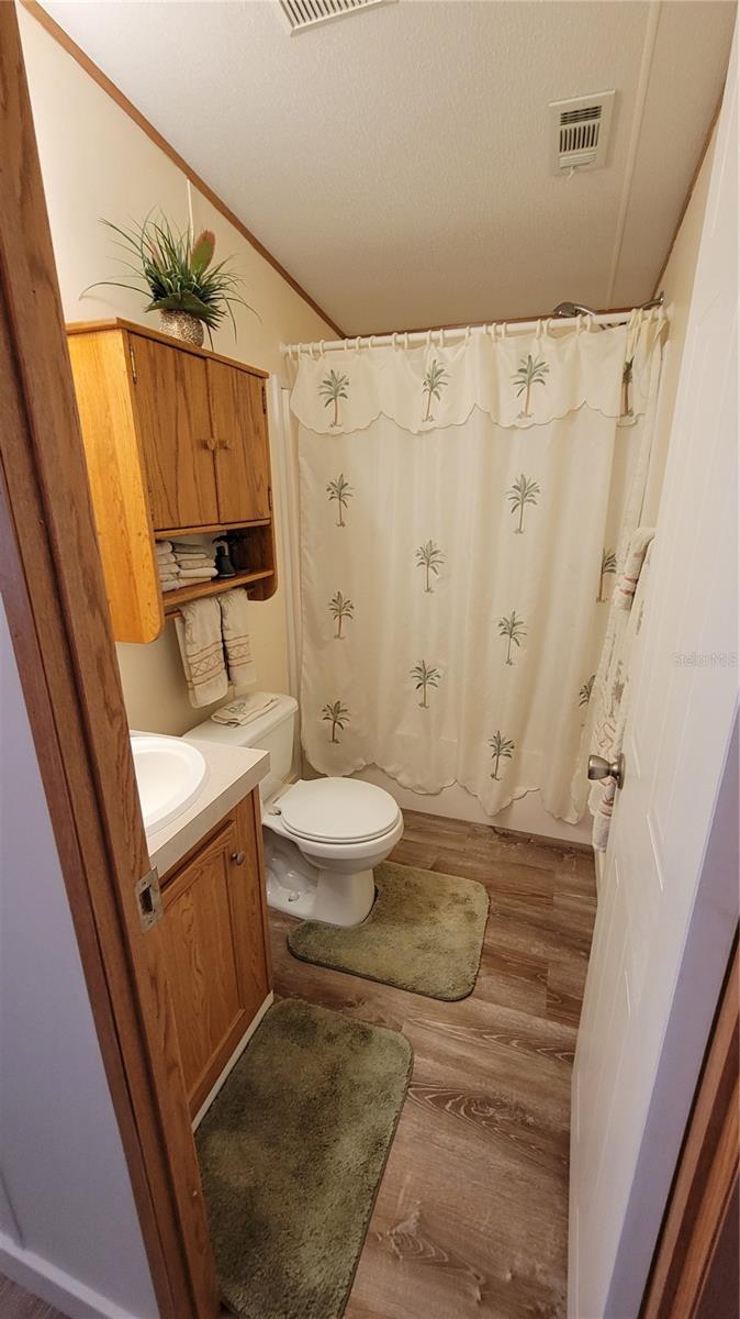 C7504570 Property Photo