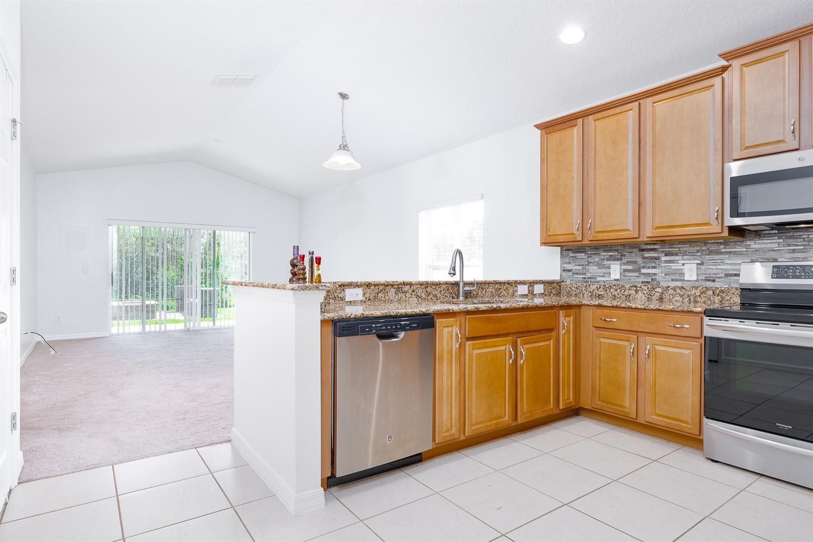 4866 ROCKVALE DR, KISSIMMEE, FL, 34758
