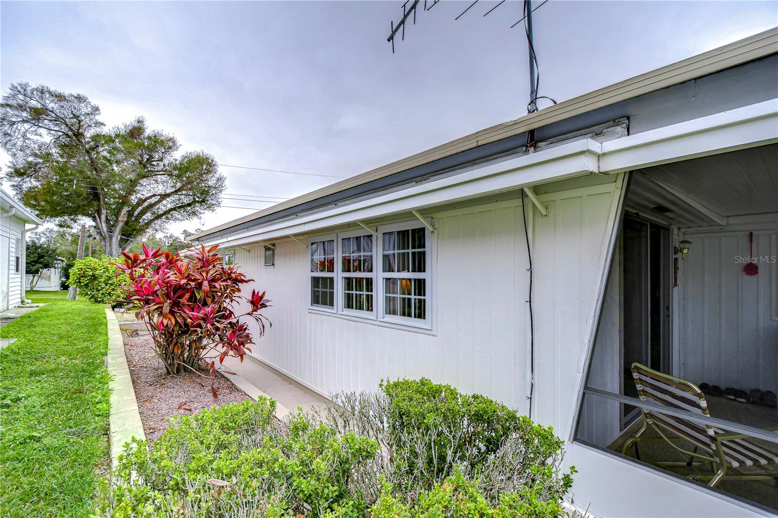 TB8346055 Property Photo