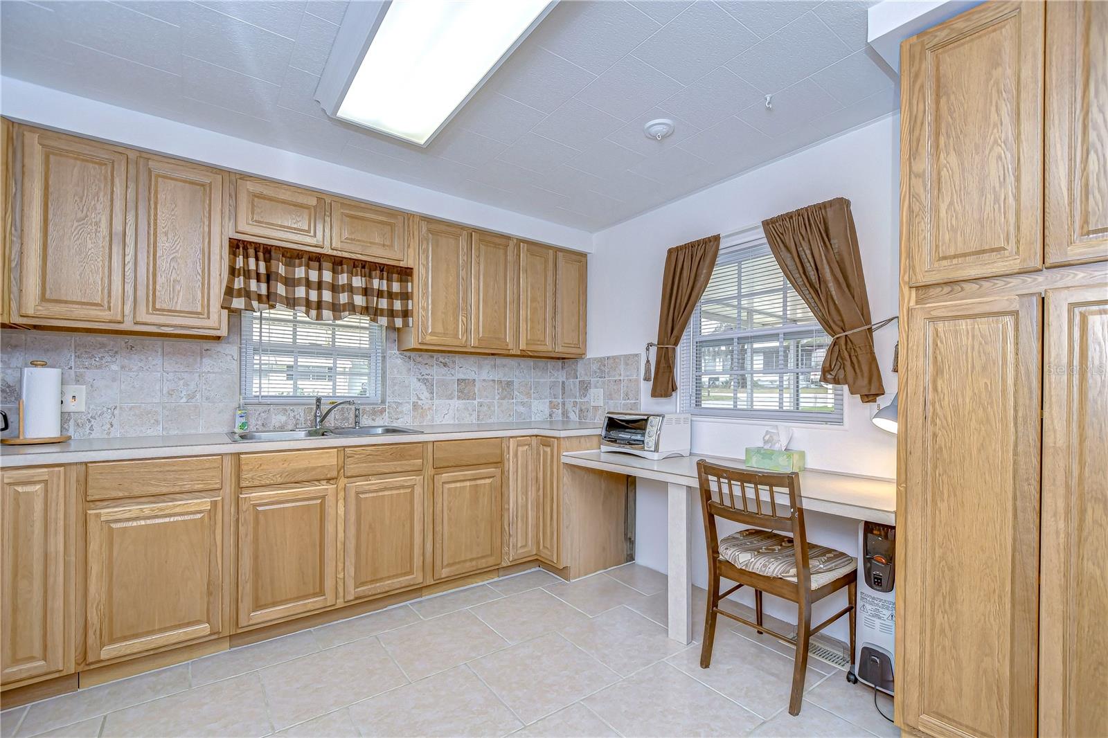 TB8346055 Property Photo