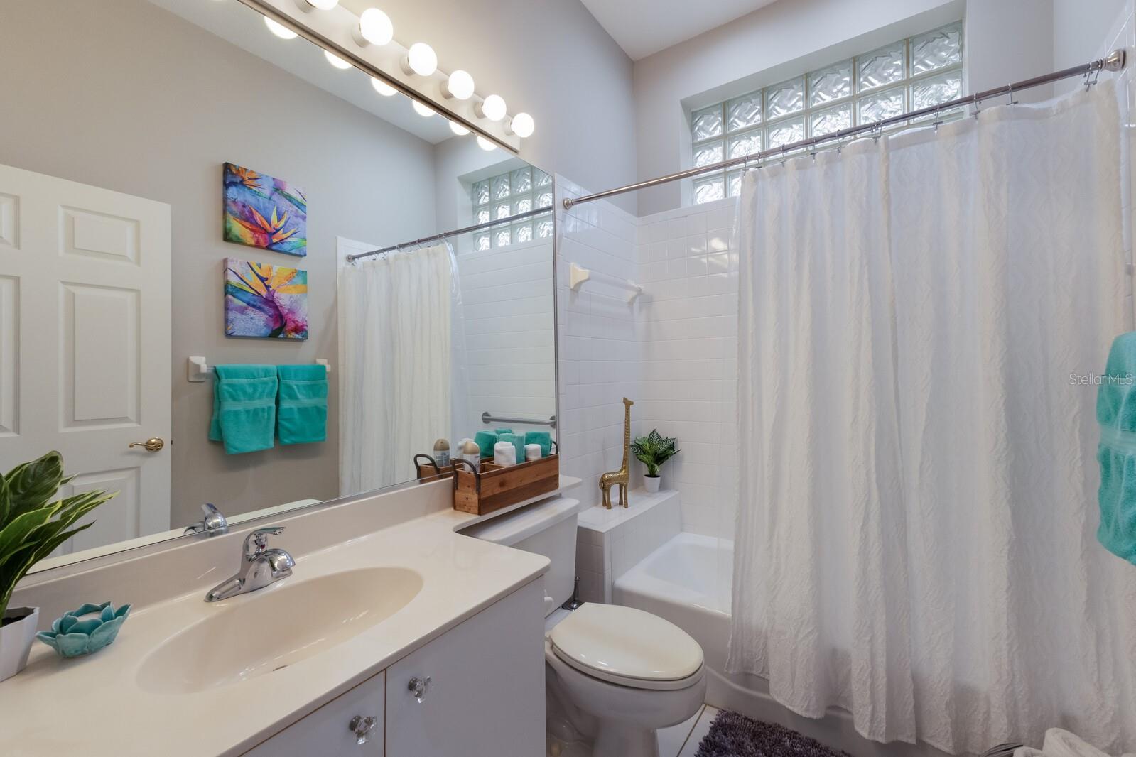 8706 52ND DR E, BRADENTON, FL, 34211