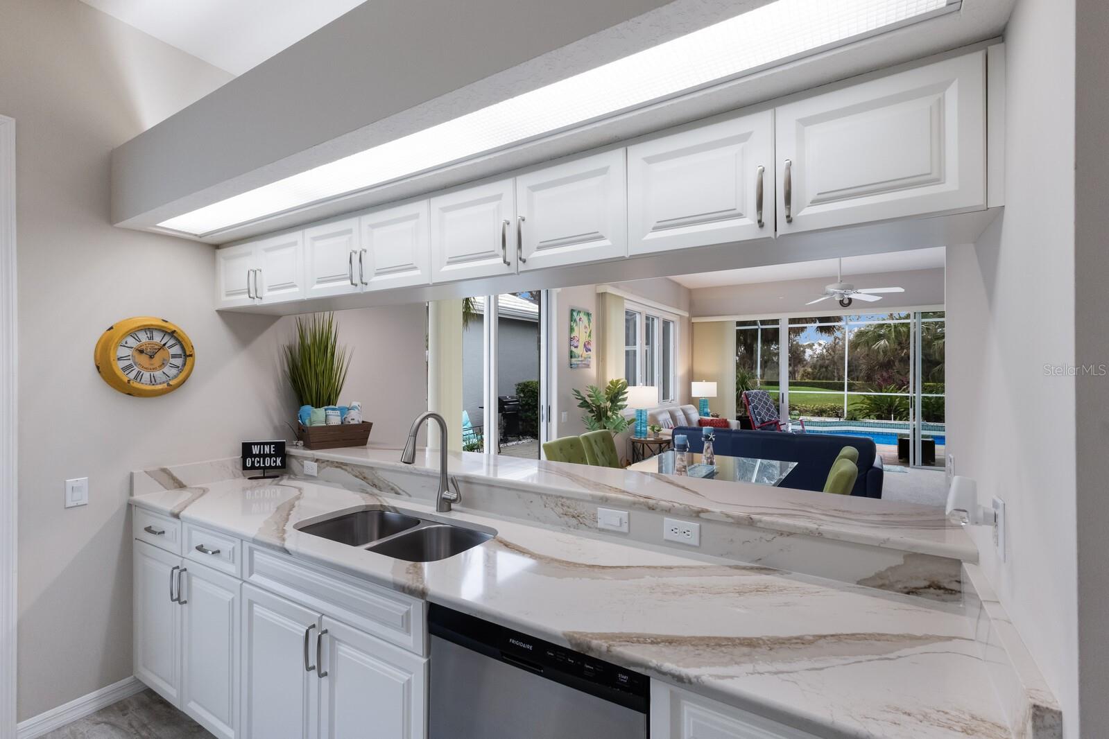8706 52ND DR E, BRADENTON, FL, 34211