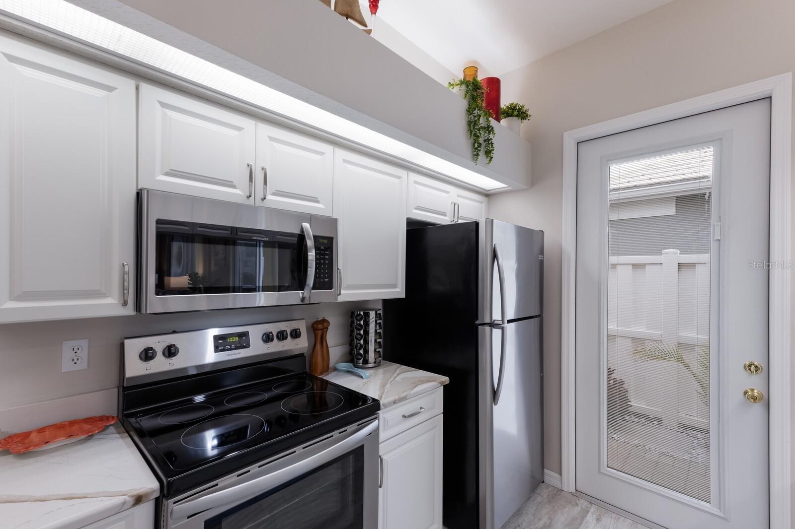 8706 52ND DR E, BRADENTON, FL, 34211