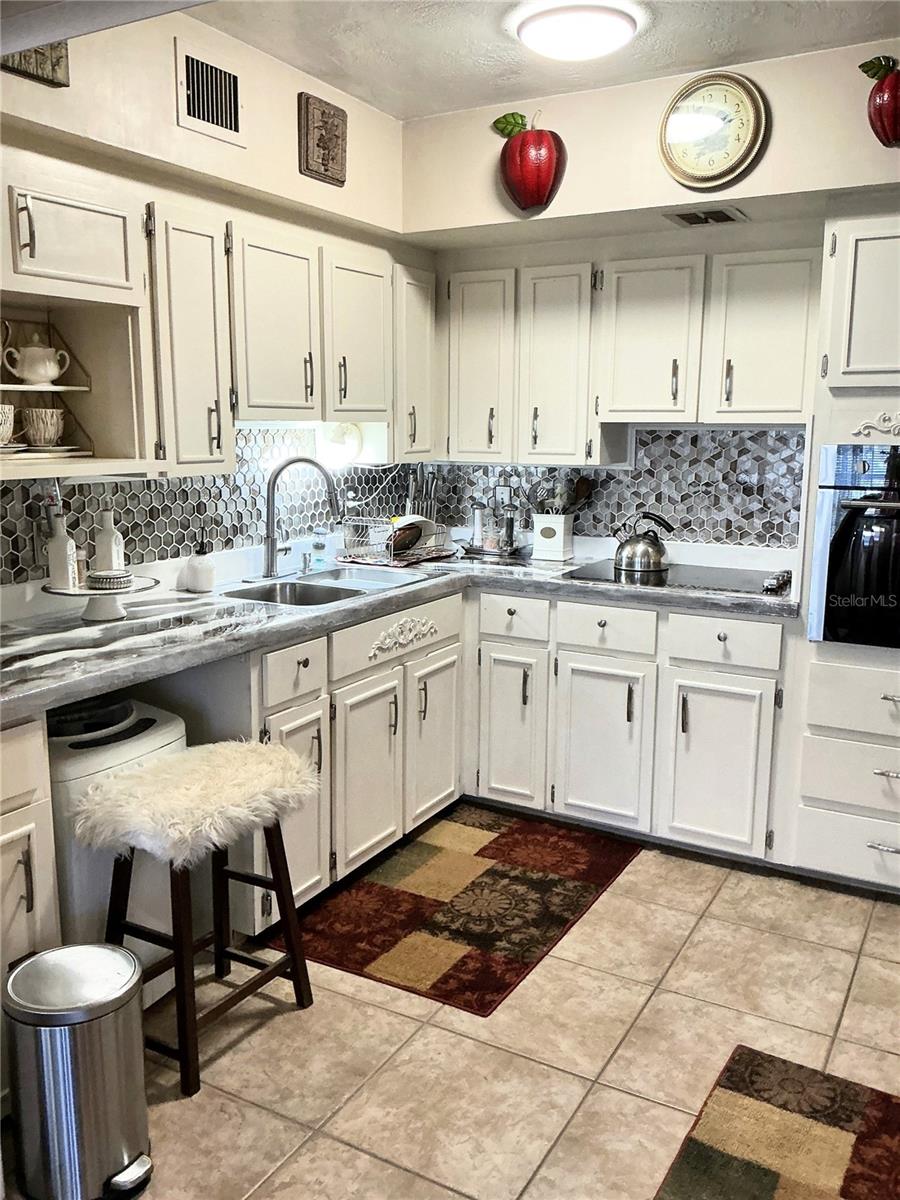 4300 58TH ST N #1909, KENNETH CITY, FL, 33709