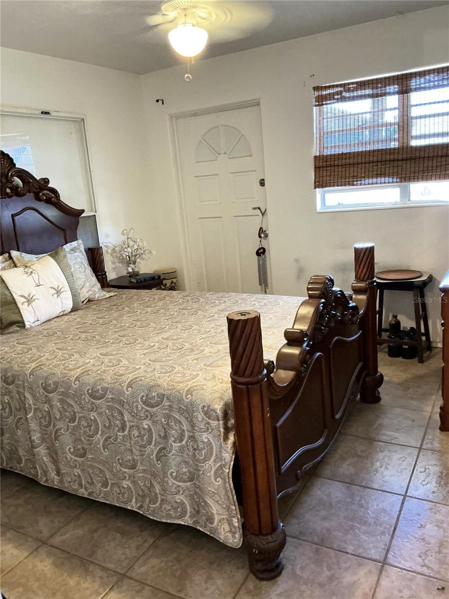 4300 58TH ST N #1909, KENNETH CITY, FL, 33709