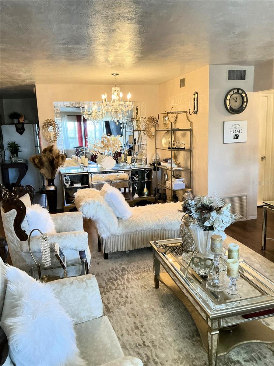 4300 58TH ST N #1909, KENNETH CITY, FL, 33709