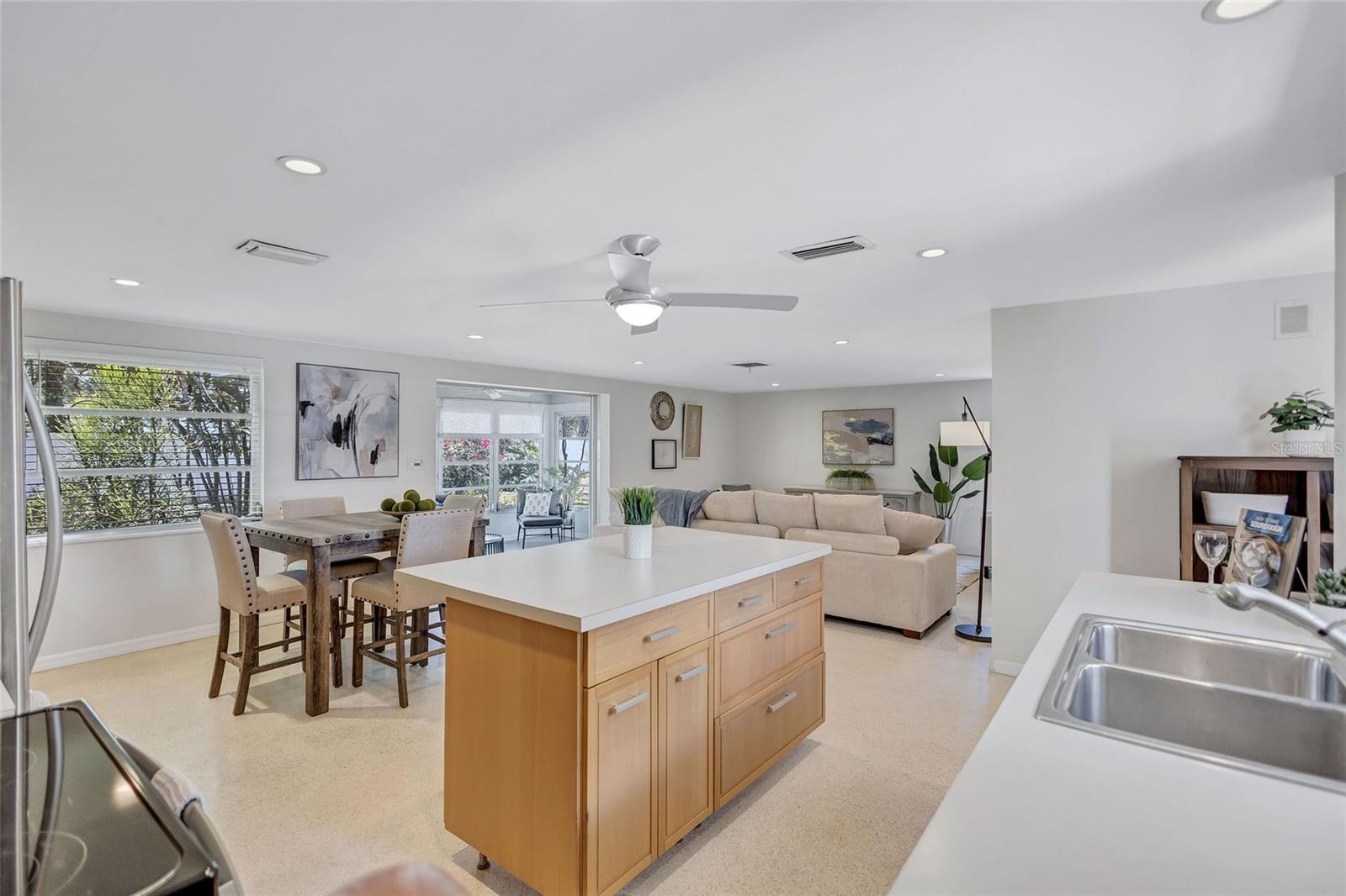 A4638966 Property Photo