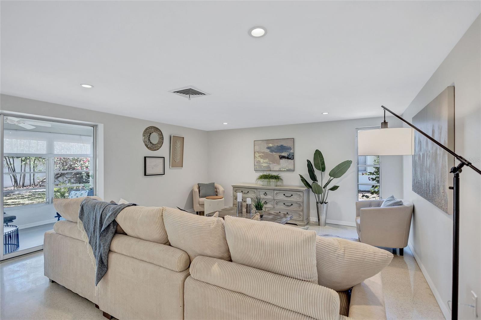 A4638966 Property Photo
