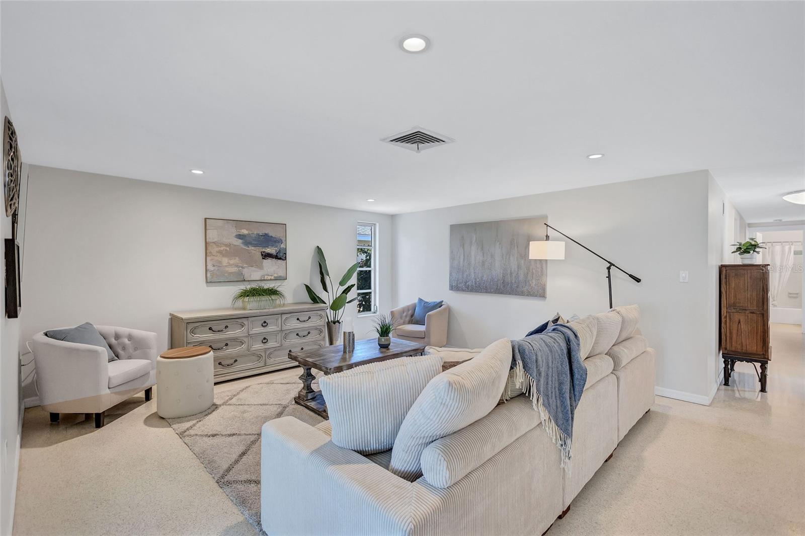 A4638966 Property Photo