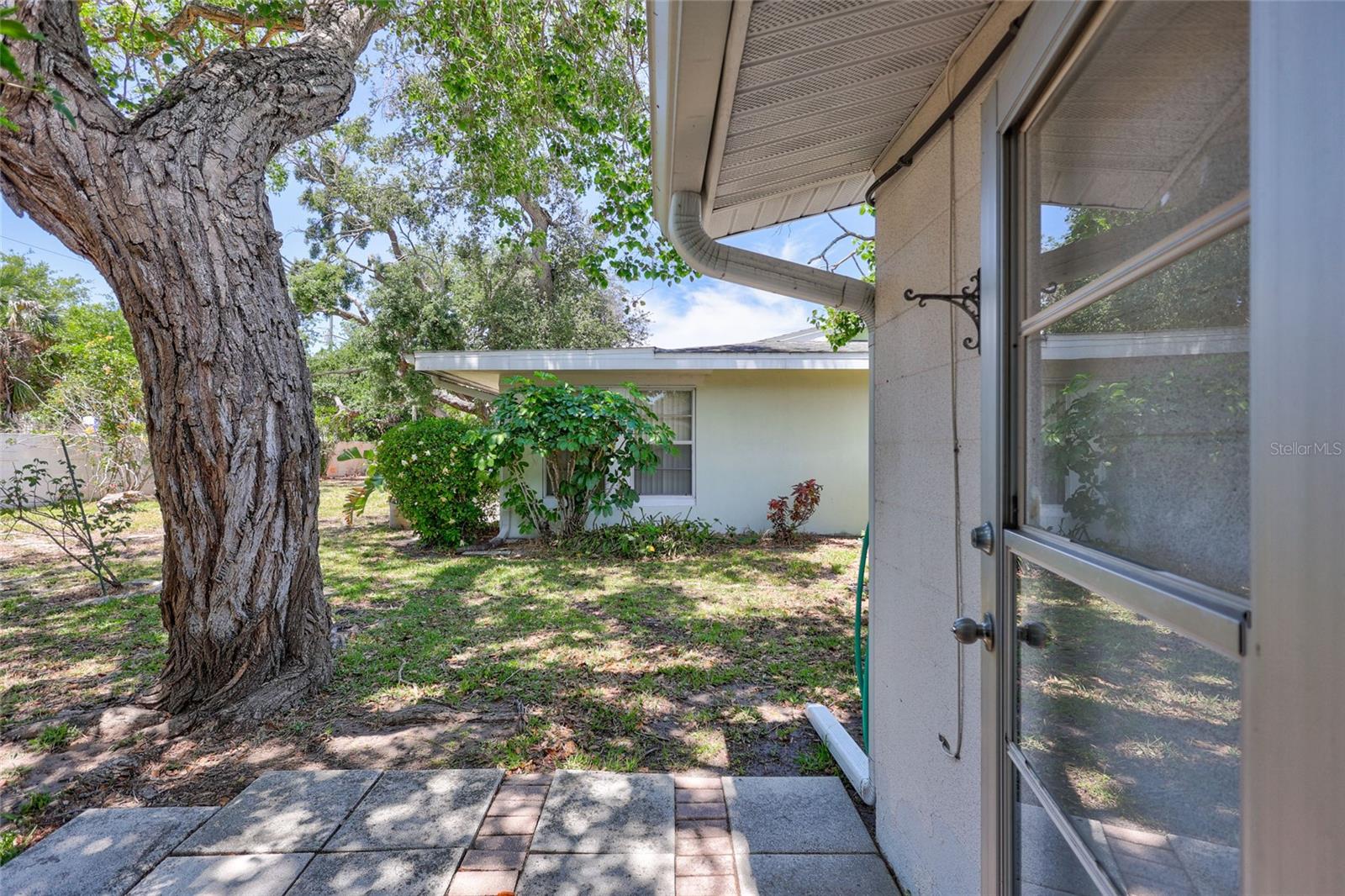 A4638966 Property Photo