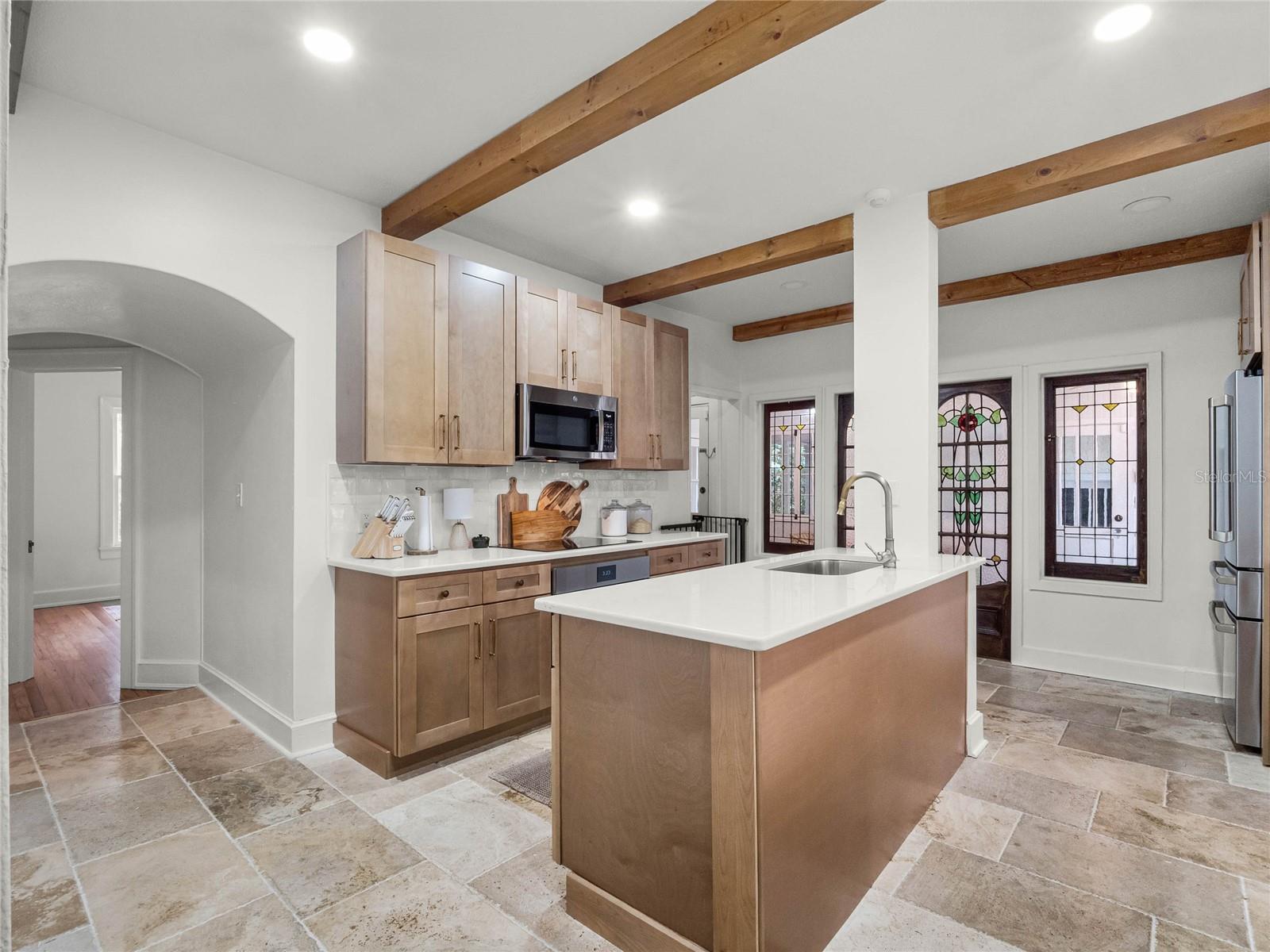 2004 MAGNOLIA AVE, SANFORD, FL, 32771