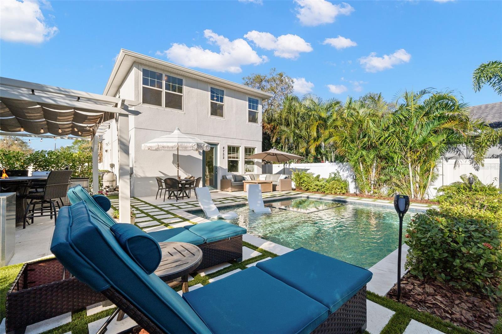 4752 16TH AVE N, ST PETERSBURG, FL, 33713