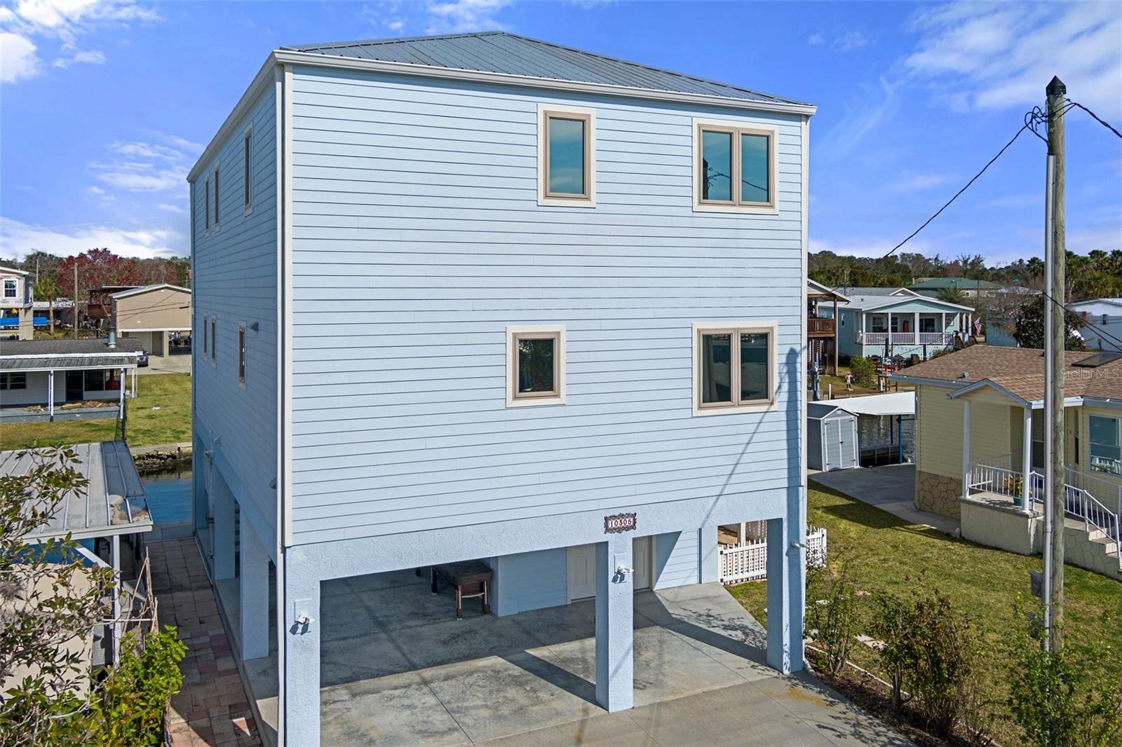 10305 W PORT CT, HOMOSASSA, FL, 34448