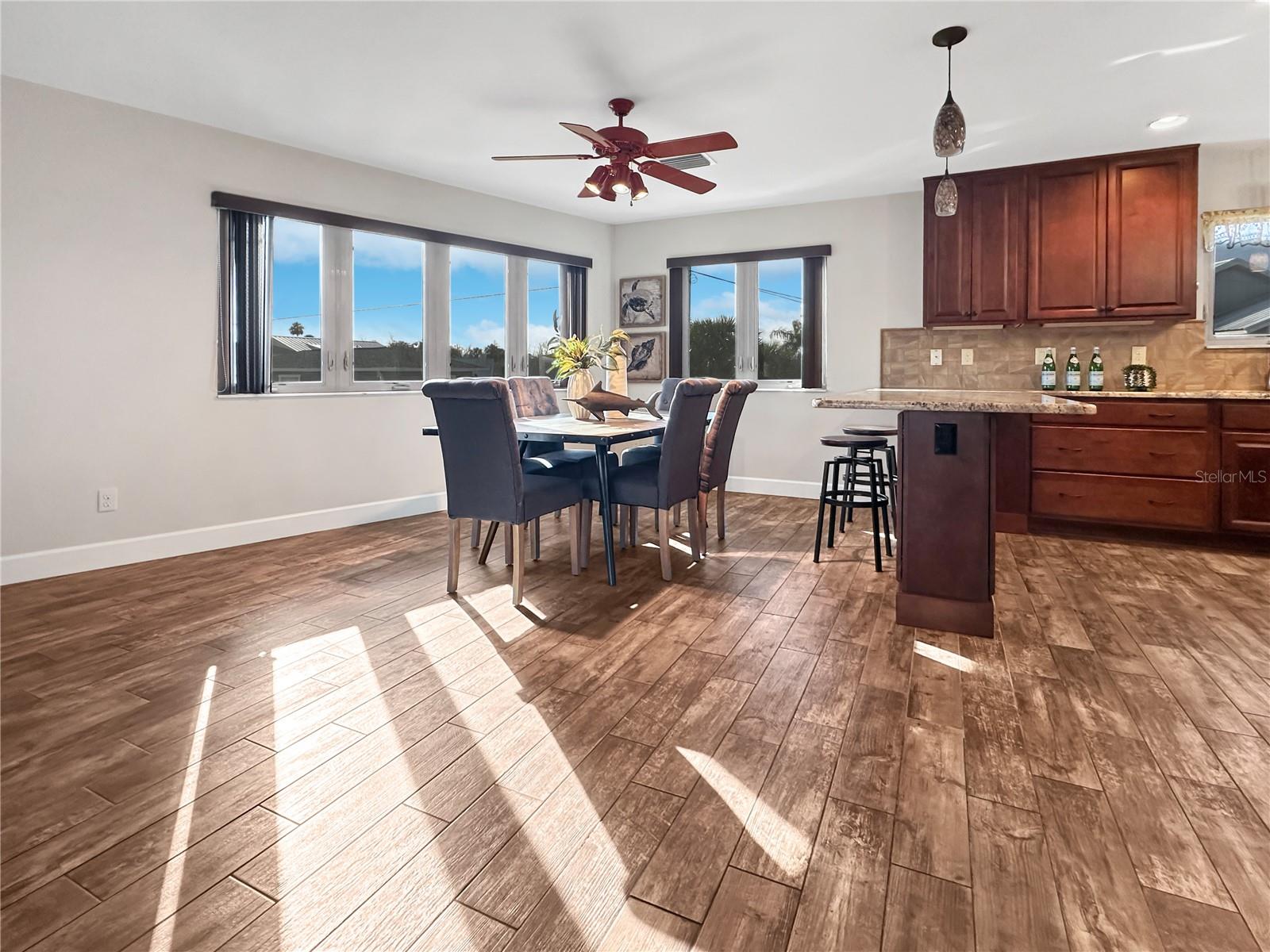 10305 W PORT CT, HOMOSASSA, FL, 34448
