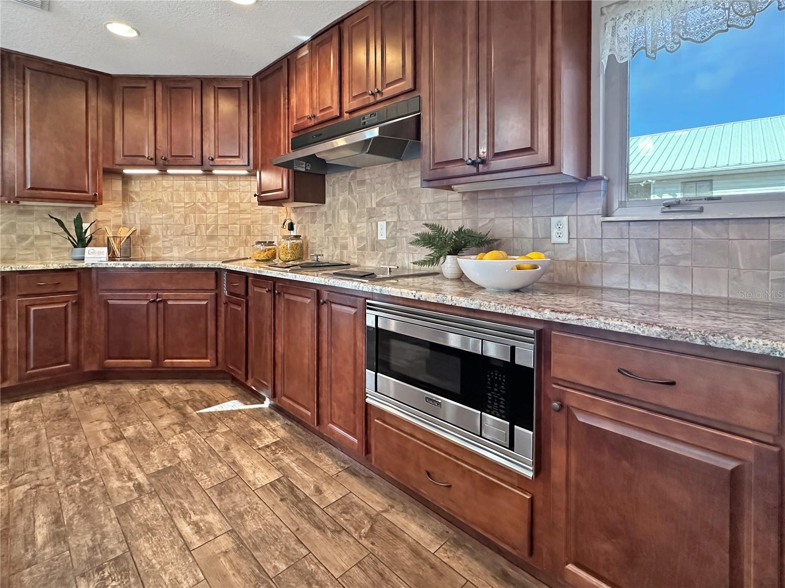 10305 W PORT CT, HOMOSASSA, FL, 34448