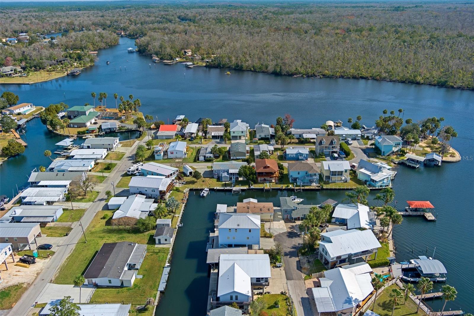 10305 W PORT CT, HOMOSASSA, FL, 34448