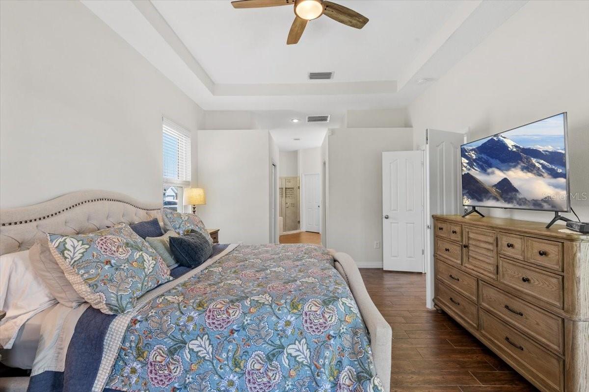 1327 YARDLEY DR, WESLEY CHAPEL, FL, 33544