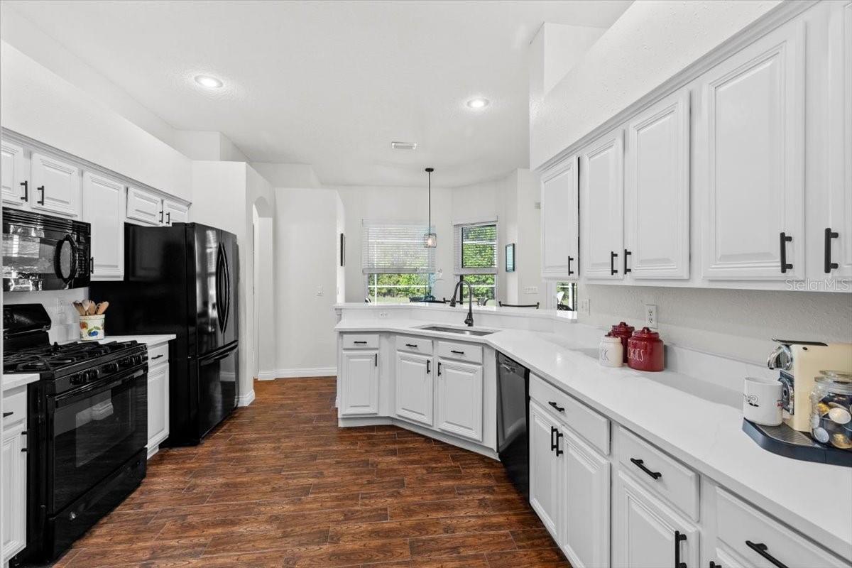 1327 YARDLEY DR, WESLEY CHAPEL, FL, 33544