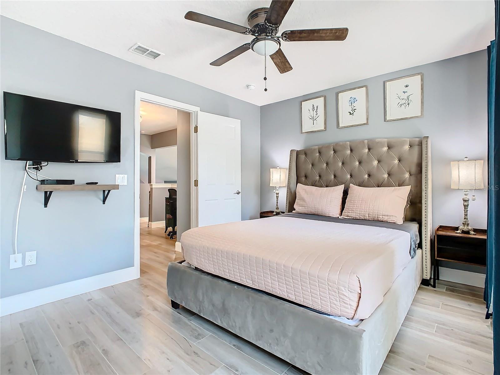 8130 YELLOW CRANE DR, KISSIMMEE, FL, 34747