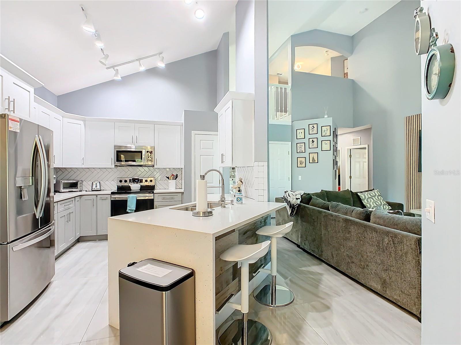 8130 YELLOW CRANE DR, KISSIMMEE, FL, 34747
