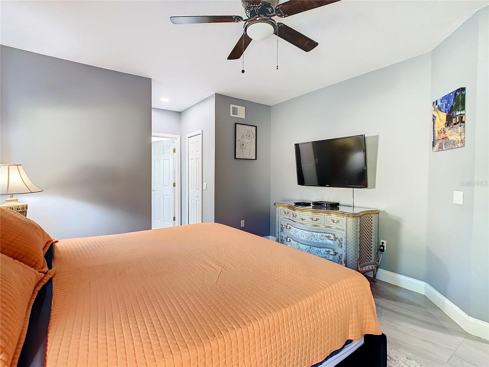 8130 YELLOW CRANE DR, KISSIMMEE, FL, 34747