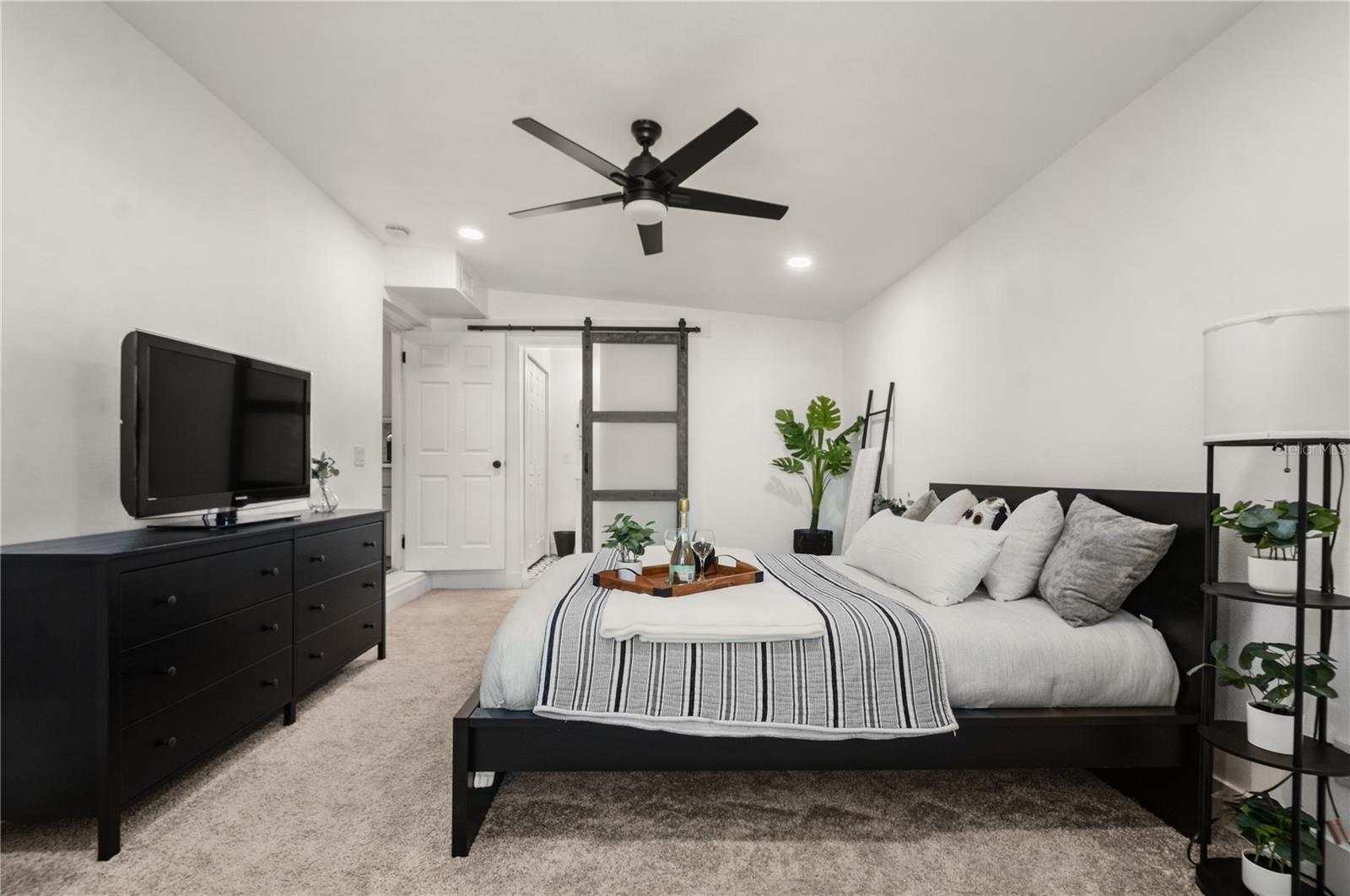 608 S OXALIS AVE, ORLANDO, FL, 32807