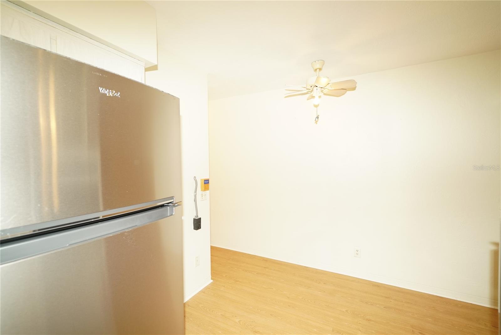 TB8346698 Property Photo