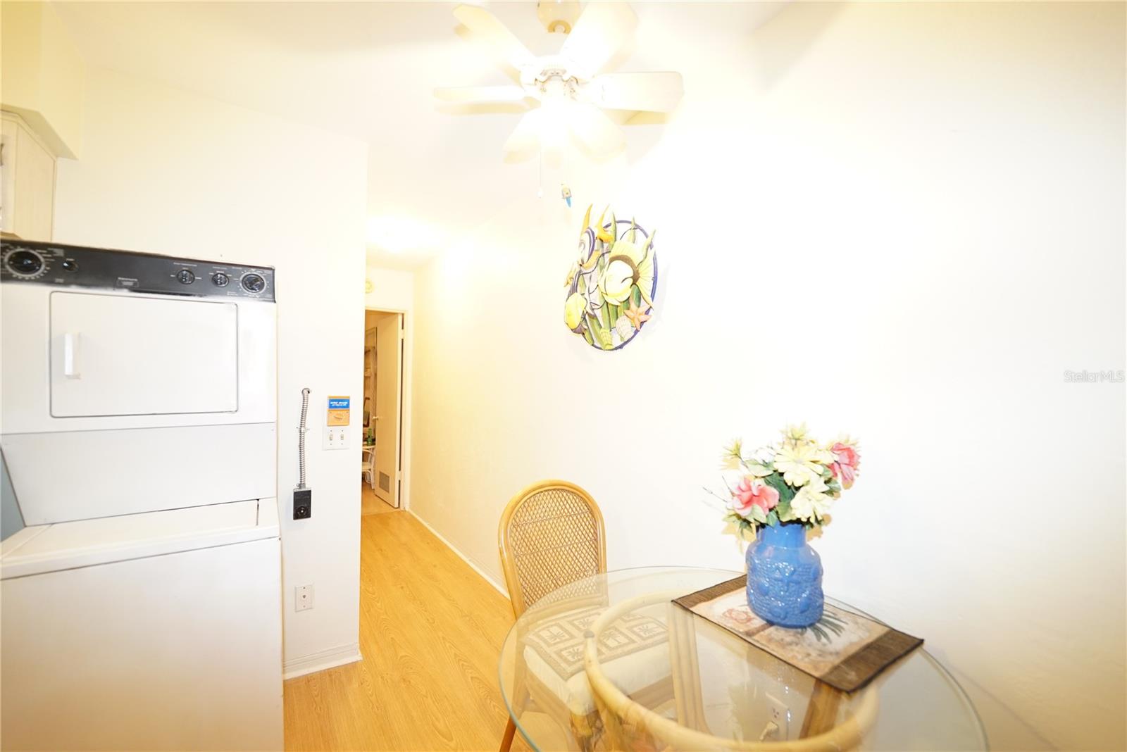 Washer and dryer can convey