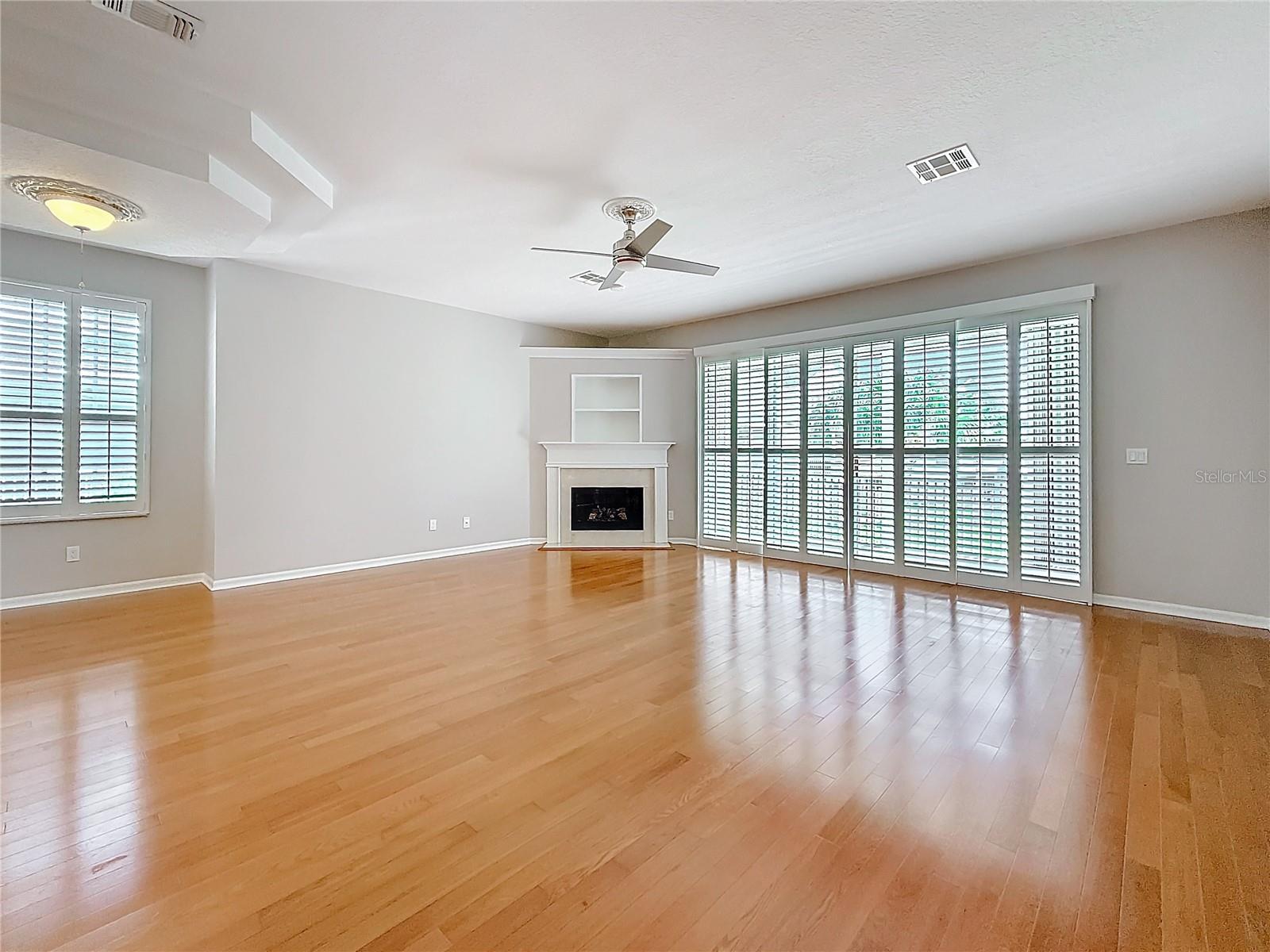 2633 N PAULA DR, DUNEDIN, FL, 34698