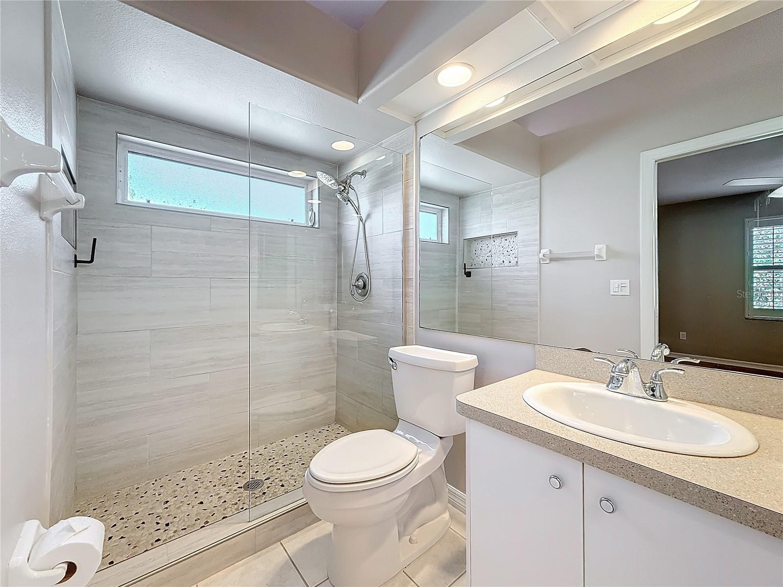 2633 N PAULA DR, DUNEDIN, FL, 34698