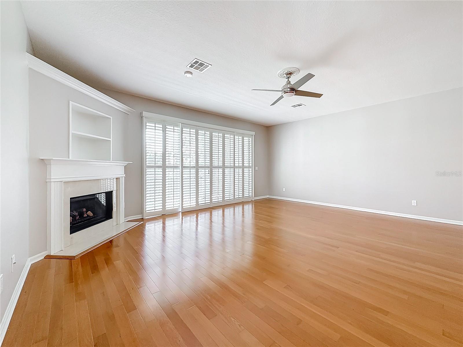 2633 N PAULA DR, DUNEDIN, FL, 34698