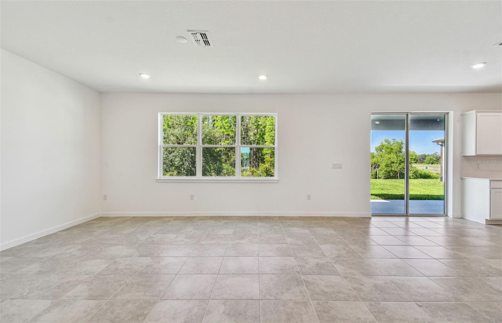 Open Cafe to Gathering Room