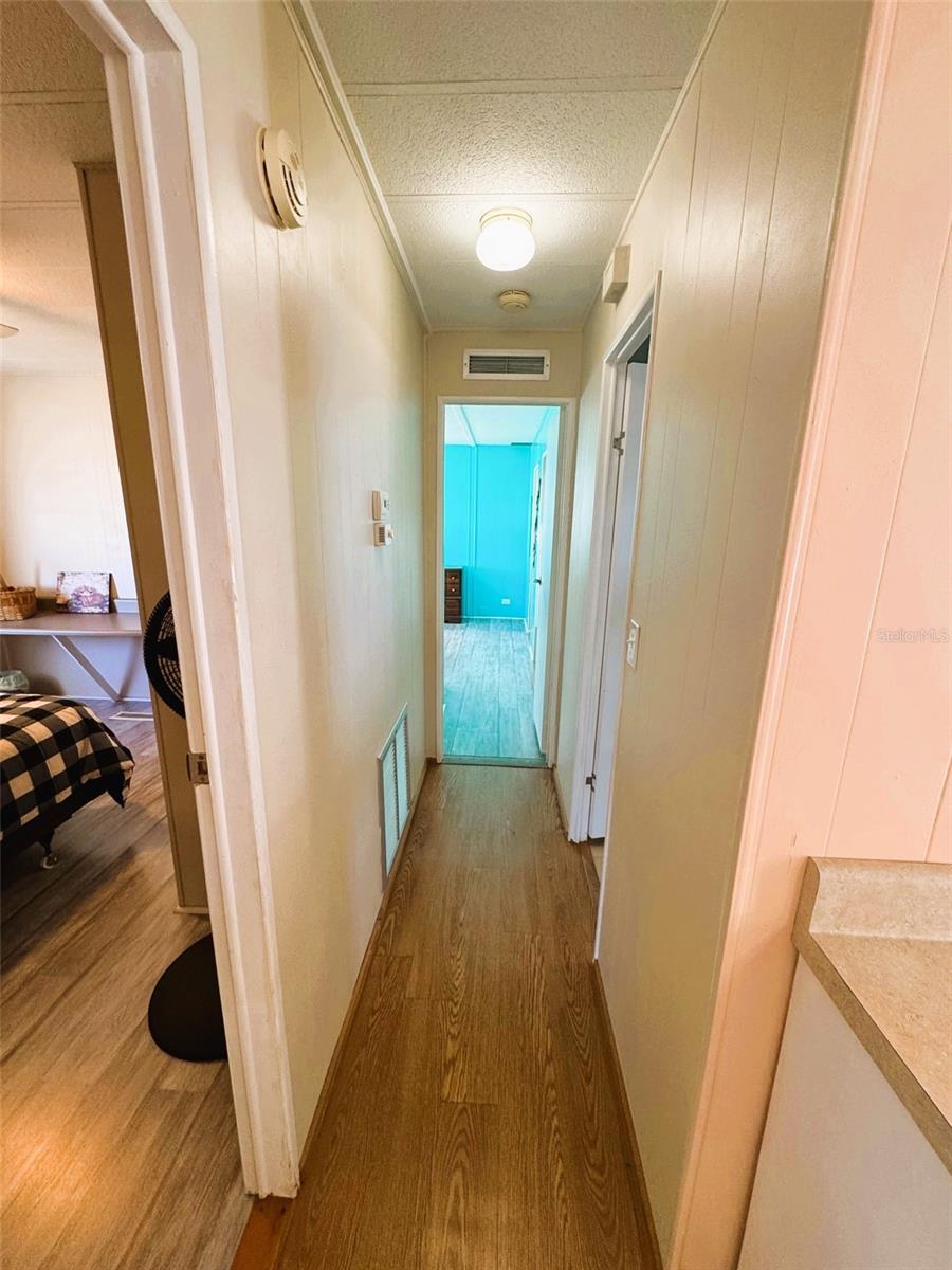 R4908835 Property Photo