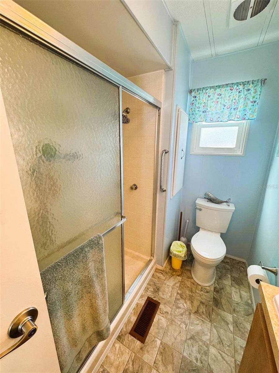 R4908835 Property Photo