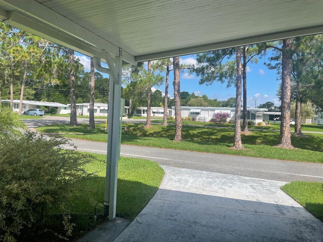 R4908835 Property Photo