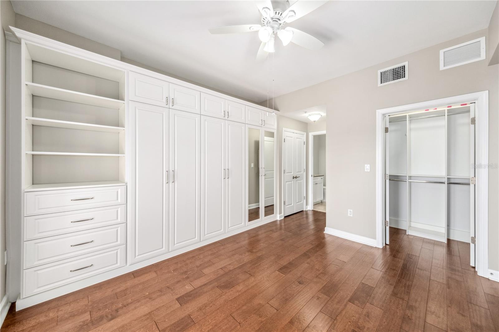 2305 EDGEWATER DR #1403, ORLANDO, FL, 32804