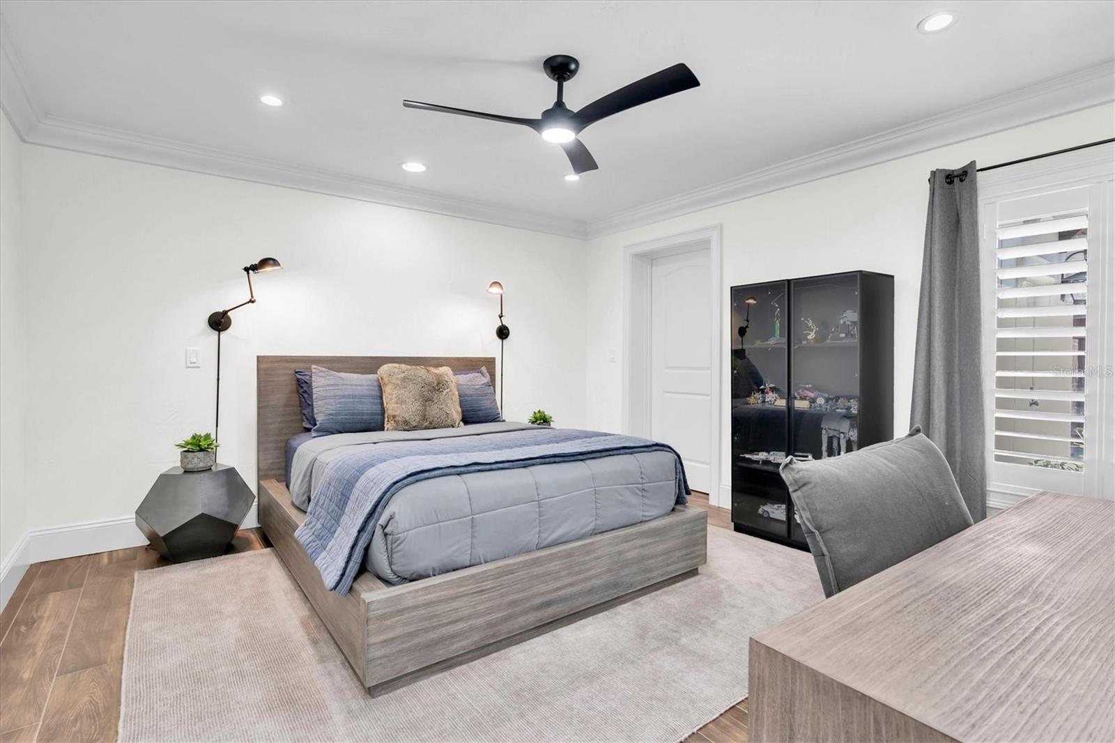 1401 75TH CIR NE, ST PETERSBURG, FL, 33702