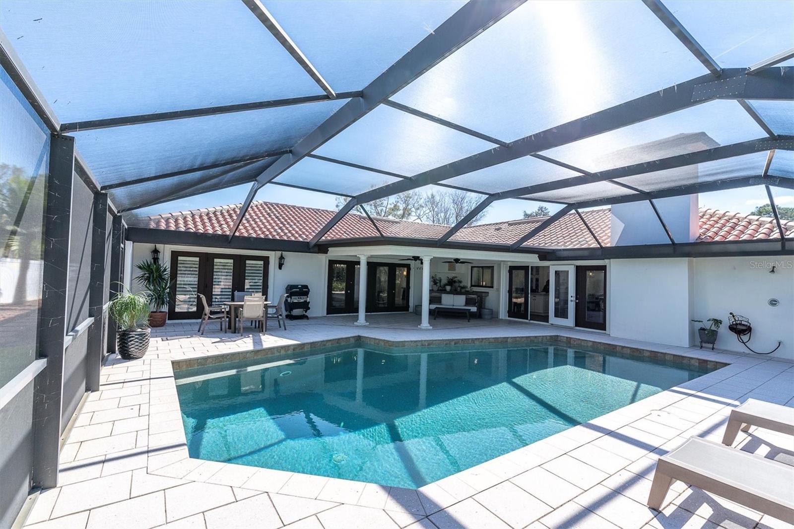 1401 75TH CIR NE, ST PETERSBURG, FL, 33702